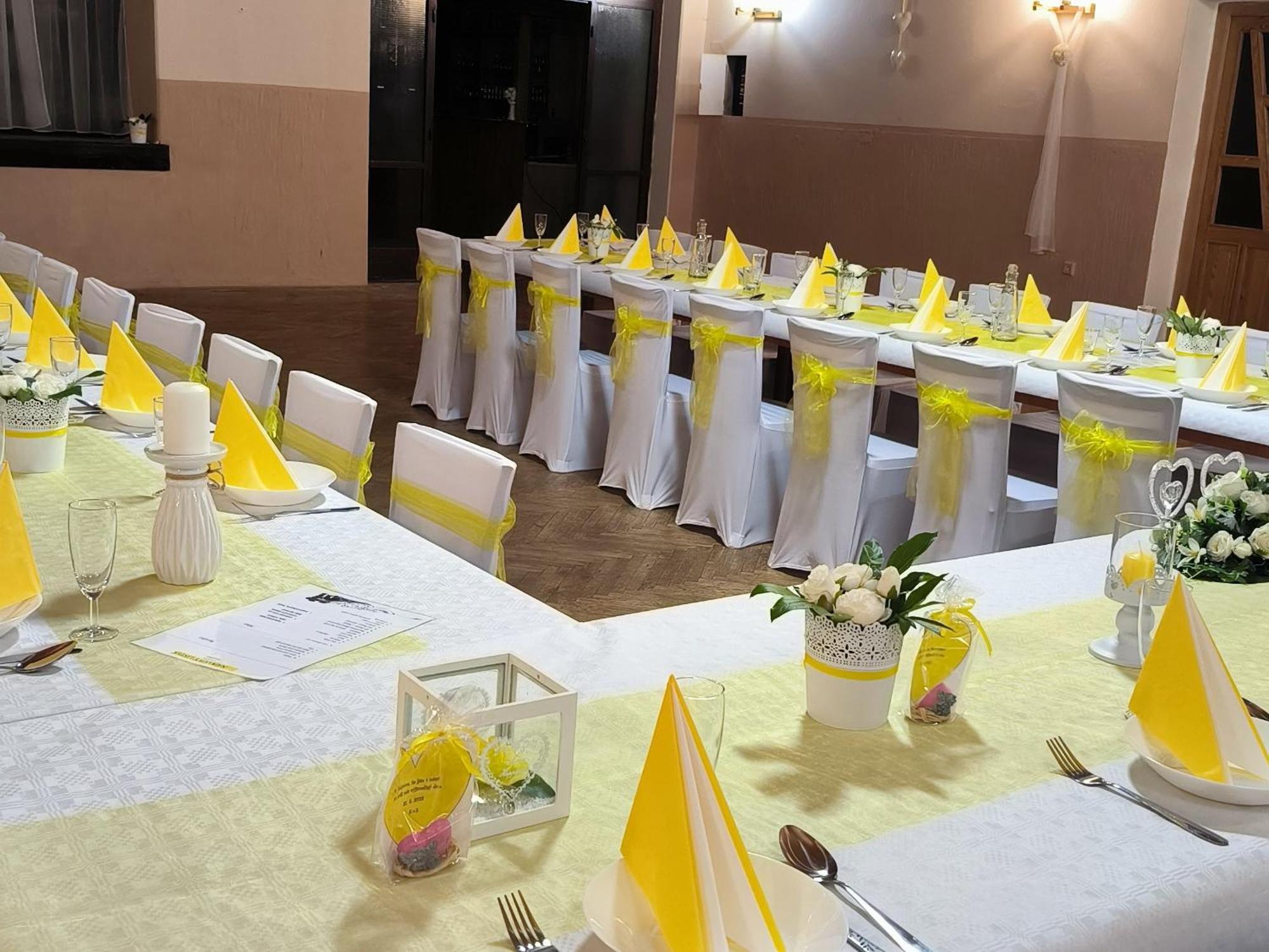 Penzion U Zeleneho Stromu Telnice Bagian luar foto